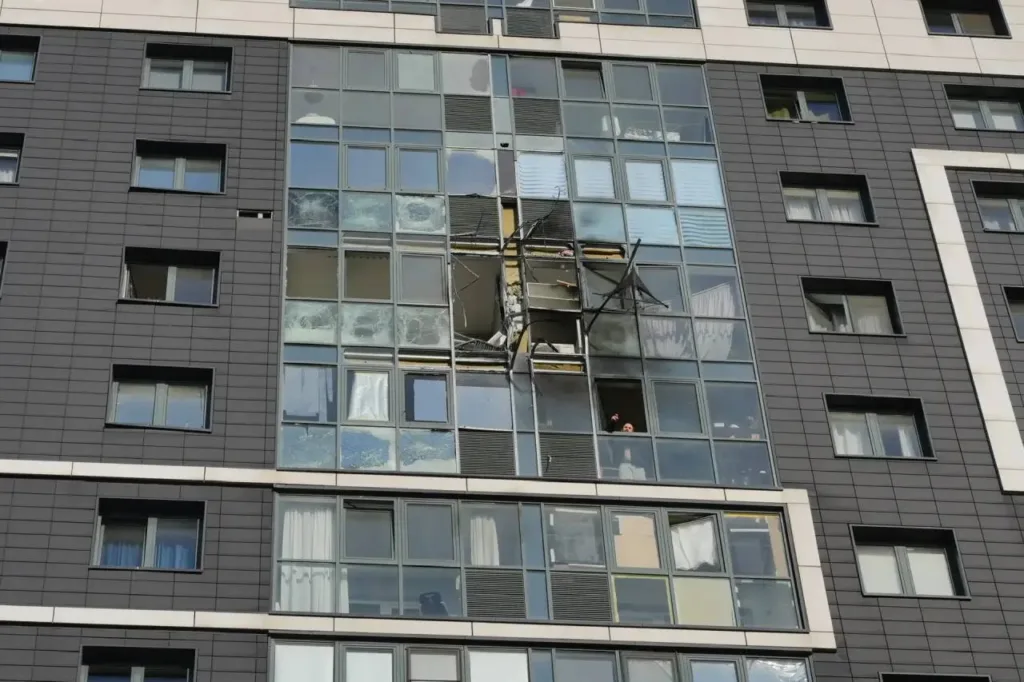 разрушения от ударов БПЛА по Новороссийску 1 и 2 марта 2026 (6)