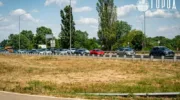 Мэрия Новороссийска «прессует» продавцов клубники на федеральной трассе