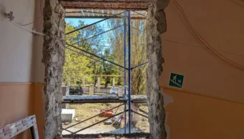 В Новороссийске более 6 млн потратят на восстановление трех садиков и школы после атаки БПЛА