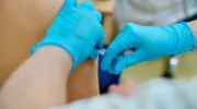 Жителей Новороссийска начали прививать от гриппа